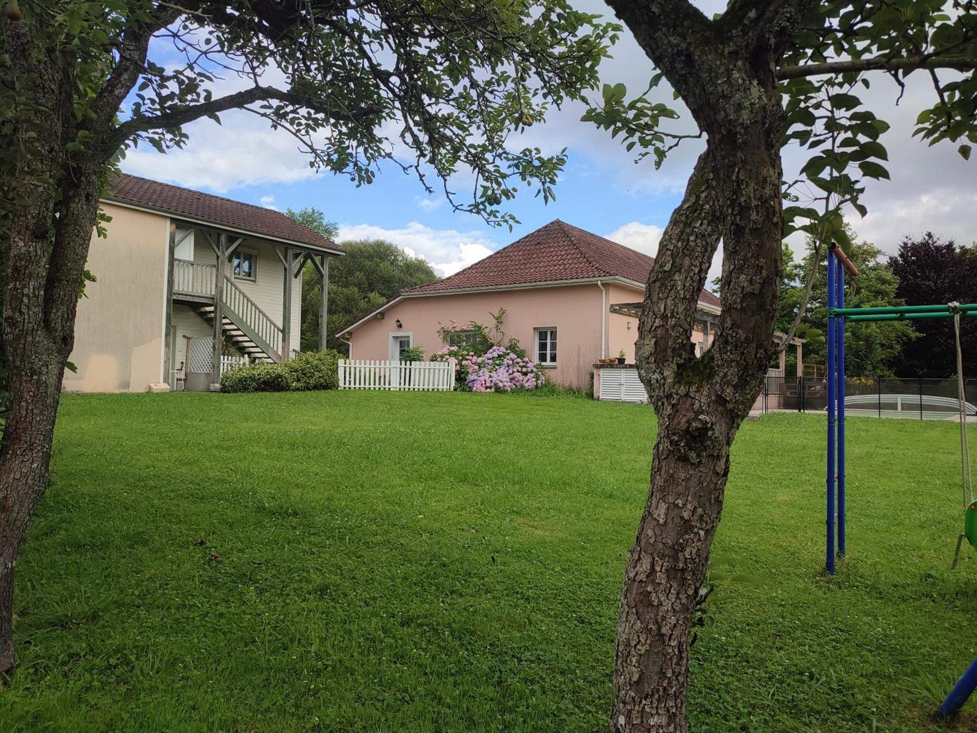 De Couleurs Et D'Eau Fraiche Bed and Breakfast Navarrenx Εξωτερικό φωτογραφία