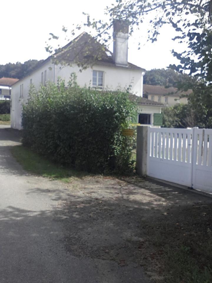 De Couleurs Et D'Eau Fraiche Bed and Breakfast Navarrenx Εξωτερικό φωτογραφία